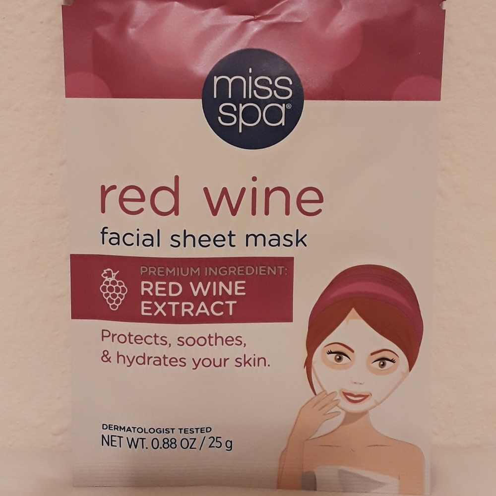 9 MISS SPA RED WINE FACIAL SHEET MASK
